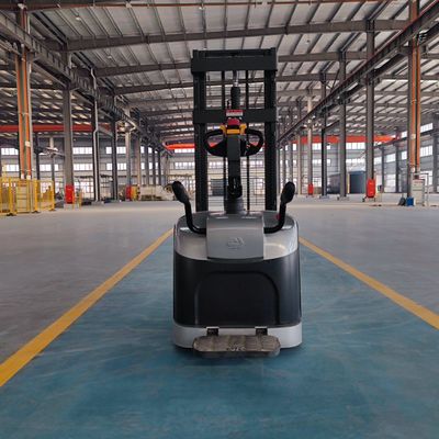 Warehouse Energy Saving Stacker Forklift 2ton Load Capacity 3000-5500 Lifting Height