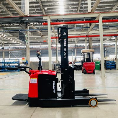 Narrow Aisle Standing on Pedal Electric Reach Trucks with Lift height 5000mm 1.5t