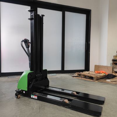 Self Loading Forklift Stacker 500kg 700kg 1000kg Load Capacity 800m-1600mm Lifting Height